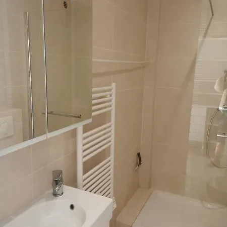 Les Pins 2p Le Tropique Apartment *