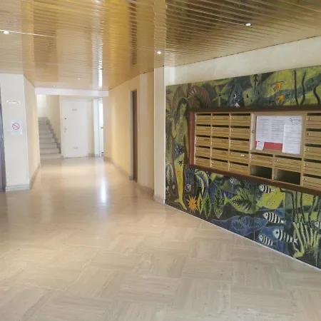 Les Pins 2p Le Tropique *